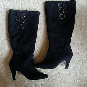 Bella Vita Black Suede Boots